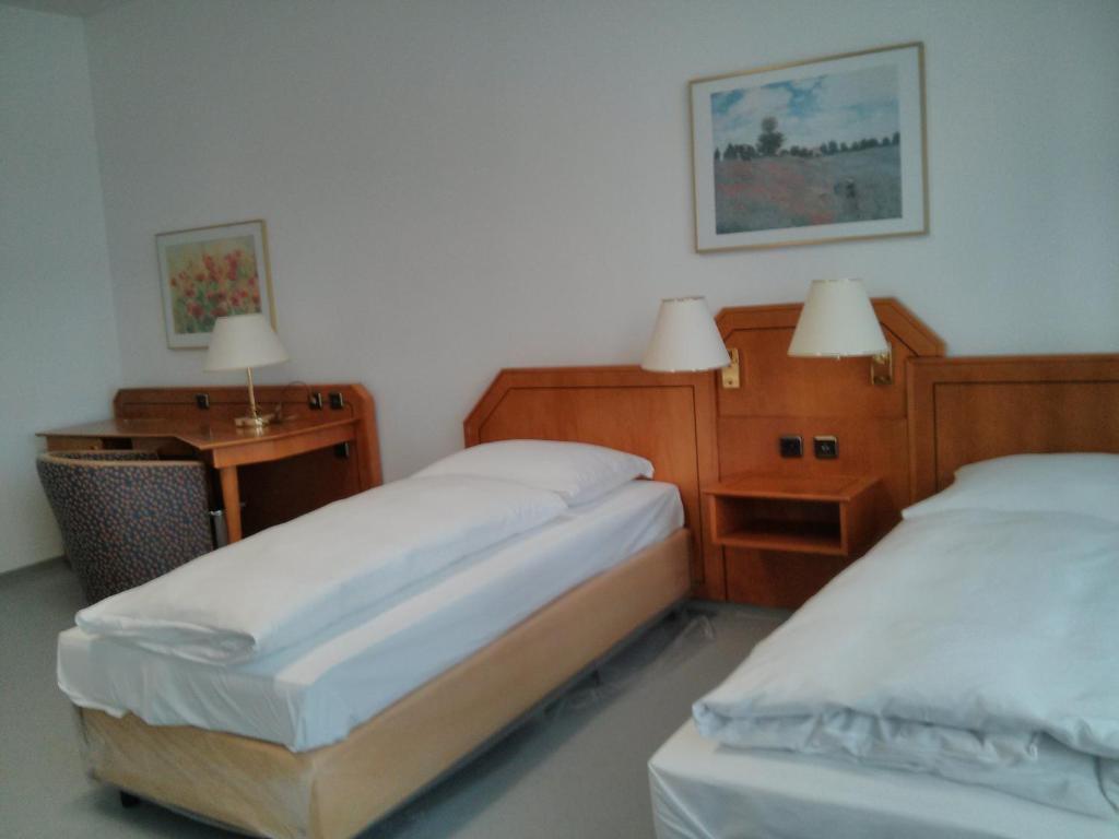Willy Hotel Frankfurt Франкфурт-на-Майні Номер фото